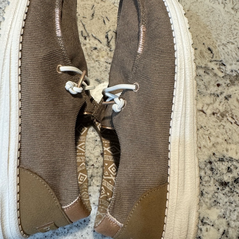 Women’s Hey Dude Wendy Cordwood Shoes Sz. 8 - Picture 7 of 7